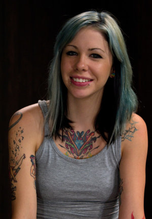 18 year old girl Bella nudeing off a cock in her graduation attire